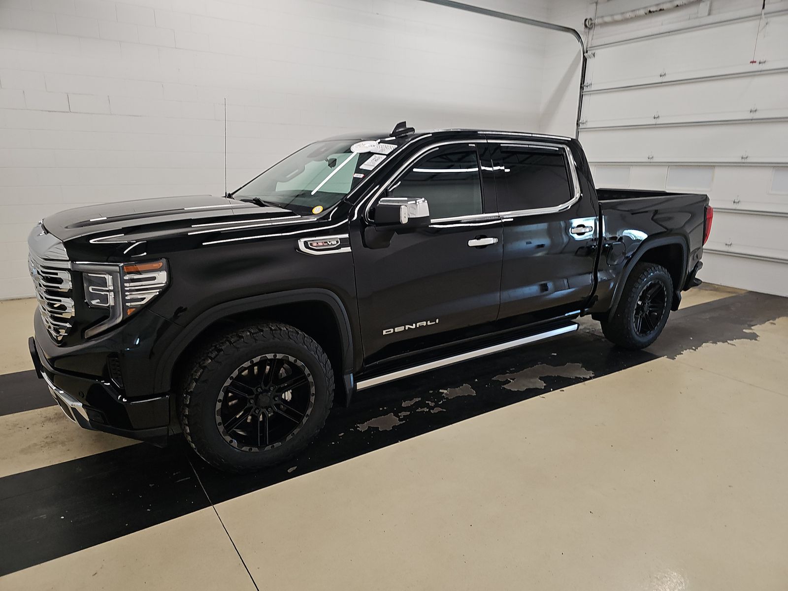 gmc sierra 1500 denali 2022 3GTUUGEL9NG511856 image gmc sierra 1500 denali 2022 3GTUUGEL9NG511856 image